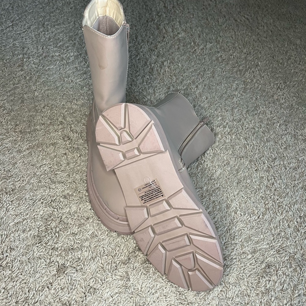 Faux Leather Chunky Chelsea Boots Size 10 - Picture 10 of 12